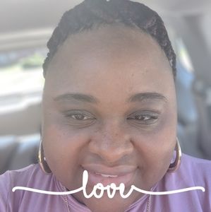 Meet your Posher, Nakia